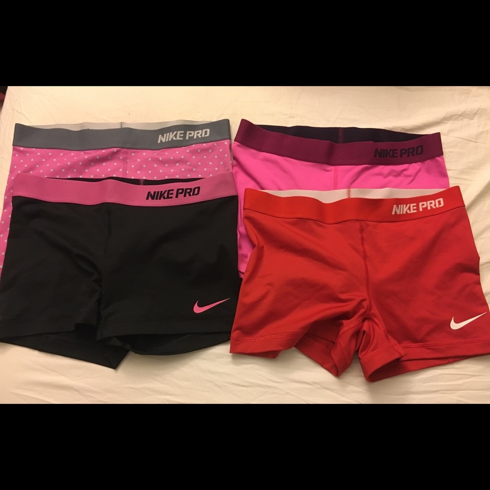 Nike Pro Compression Shorts Bundle Medium